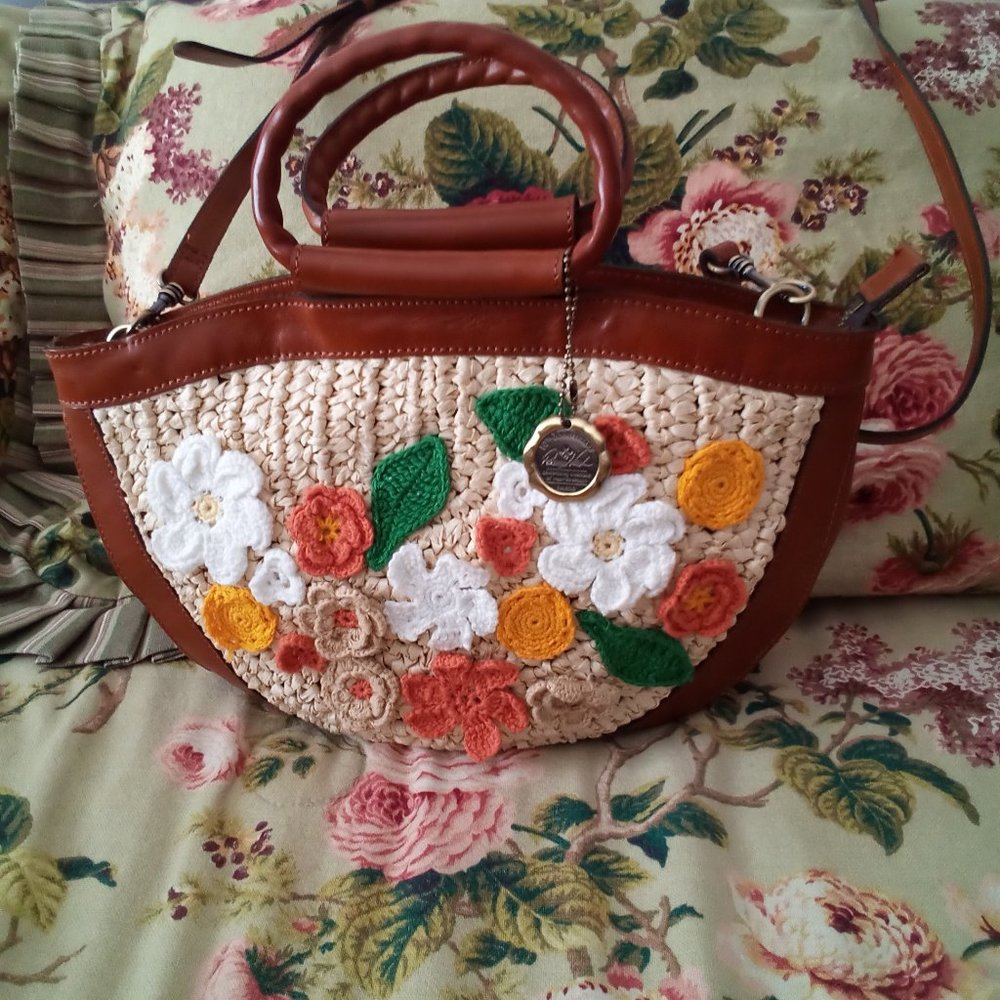 PATRICIA NASH /OSSI -FLORAL SATCHEL